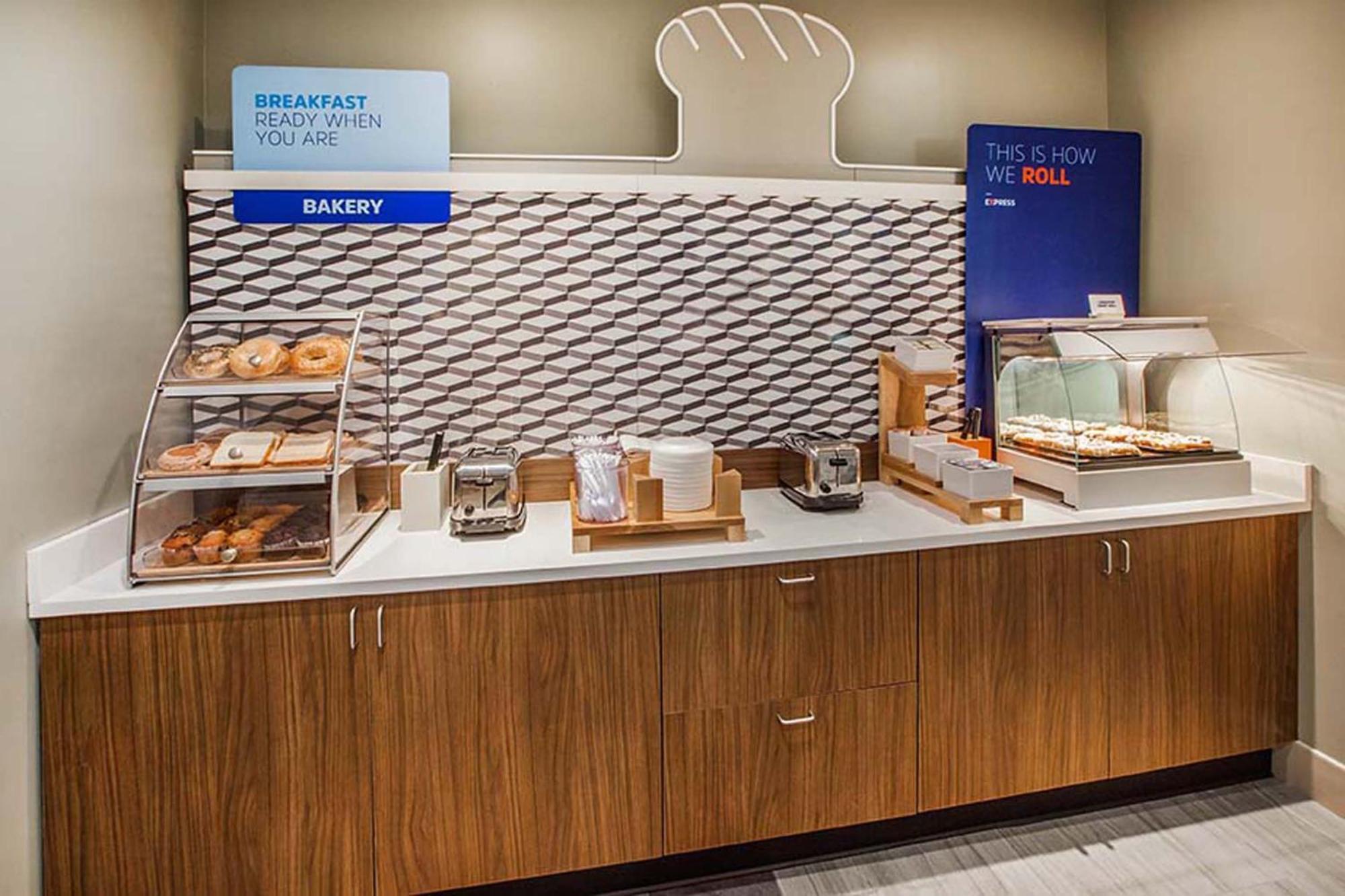 Holiday Inn Express Hotel And Suites Saint Robert By Ihg Kültér fotó