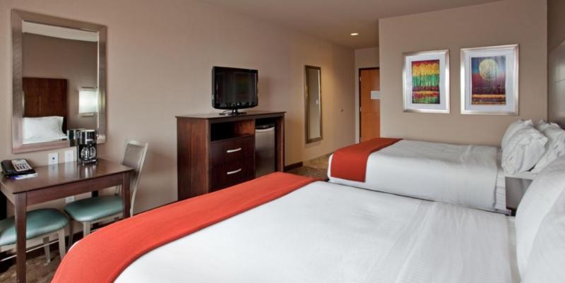 Holiday Inn Express Hotel And Suites Saint Robert By Ihg Kültér fotó